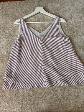 LOFT Striped Swing Tank Top Women’s XS White Burgundy Sleeveless V-Neck